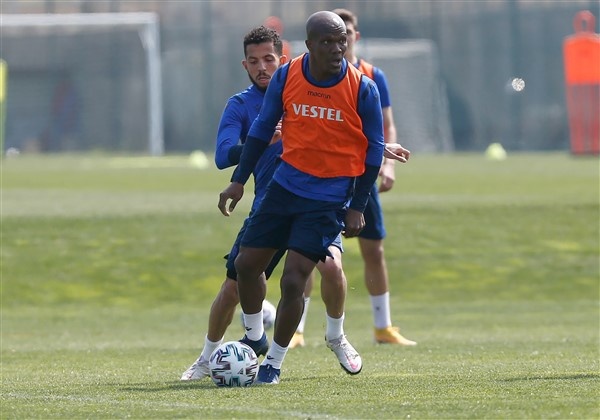 Trabzonspor'da Sivasspor maçı hazırlıkları sürüyor. 31-03-2021 5