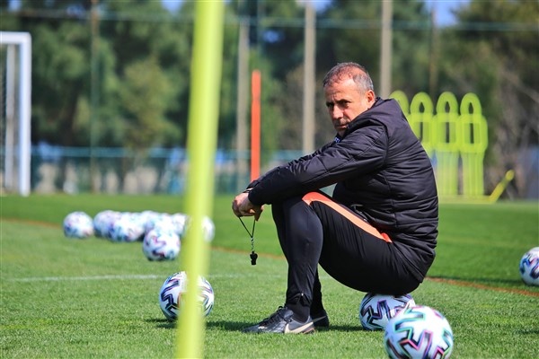 Trabzonspor'da Sivasspor maçı hazırlıkları sürüyor. 31-03-2021 6