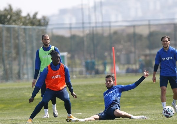 Trabzonspor'da Sivasspor maçı hazırlıkları. 31-03-2021 3