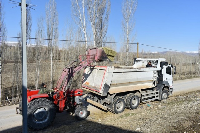 Bayburtlu çiftçilerden Yusufeli’ne yardım eli 3