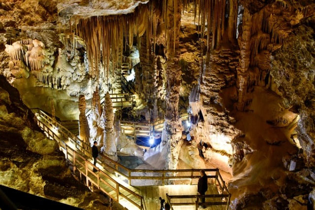 Yeraltı sarayında turizm sezonu 3