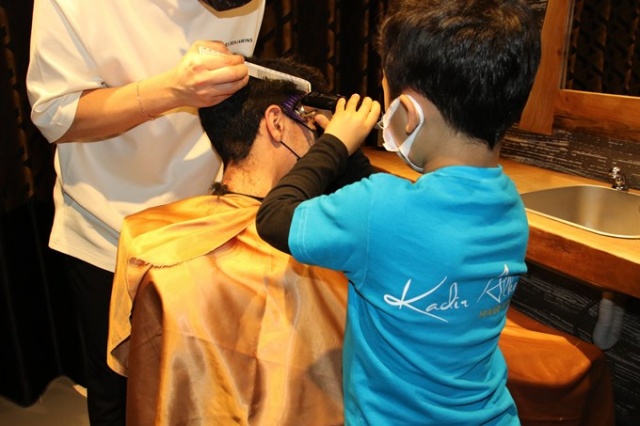 Özel çocuklarla 'Engelsiz Tıraş' etkinliği 2