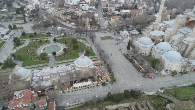 İstanbul meydanlarında kısıtlama sessizliği. Foto Galeri 2