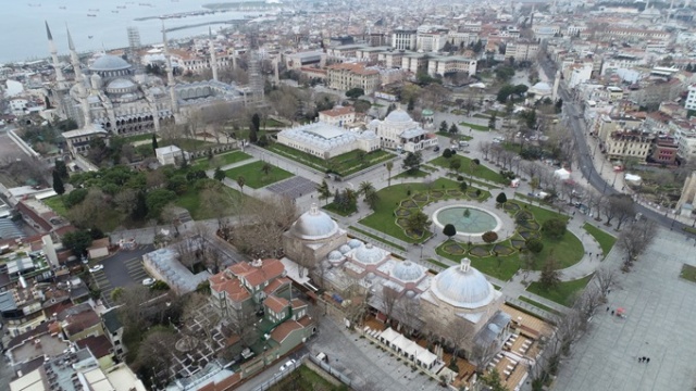 İstanbul meydanlarında kısıtlama sessizliği. Foto Galeri 3