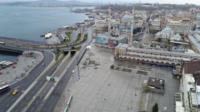 İstanbul meydanlarında kısıtlama sessizliği. Foto Galeri 7