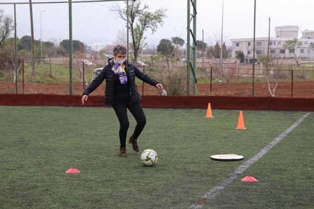 "Sporda cinsiyetçi olmamak gerek." 12