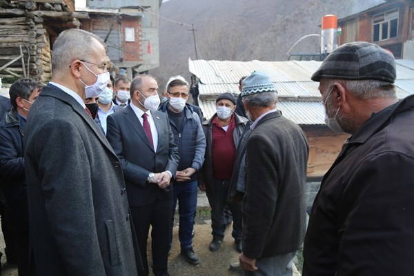 Artvin Ortaköy'deki yangının yaraları sarılıyor 10
