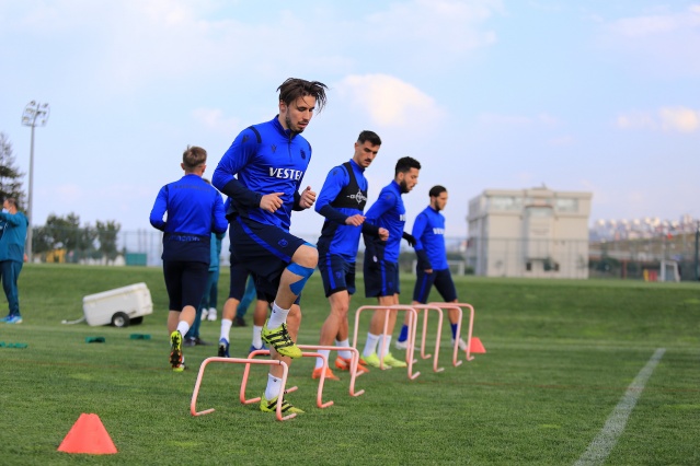 Trabzonspor Kayserispor maçı hazırlıklarına başladı 11