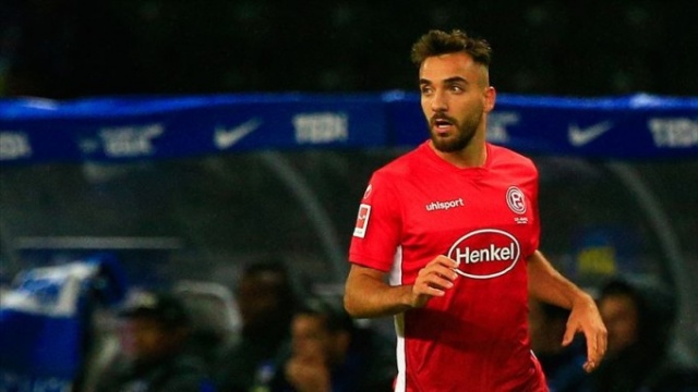 Adı Trabzonspor ile anılan milli futbolcudan flaş karar 5