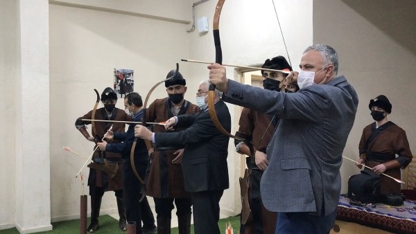 Bayburt'ta kendi oklarını ürettiler şampiyonaya hazırlanıyorlar 11
