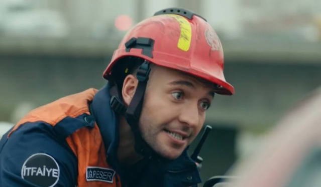 Kırmızı Kamyon dizisi yayından kaldırıldı 8