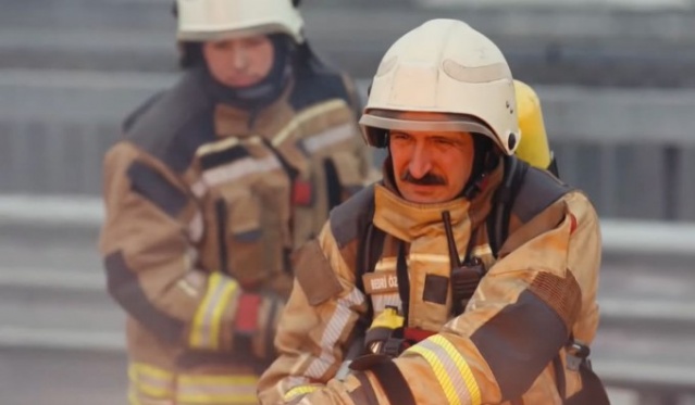 Kırmızı Kamyon dizisi yayından kaldırıldı 9