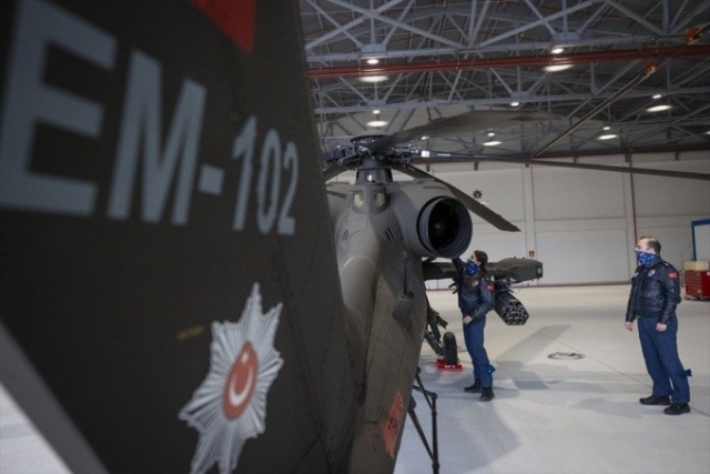 Türkiye'nin ilk kadın taarruz helikopter pilotu: Özge Karabulut 2