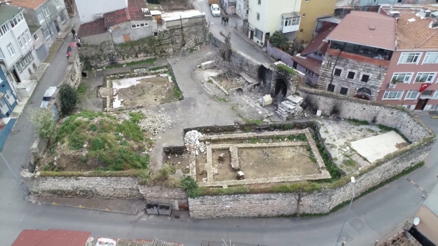 Kasturya Sinagogu'nun harap hali tepki çekiyor.15 Eylül 2022 5