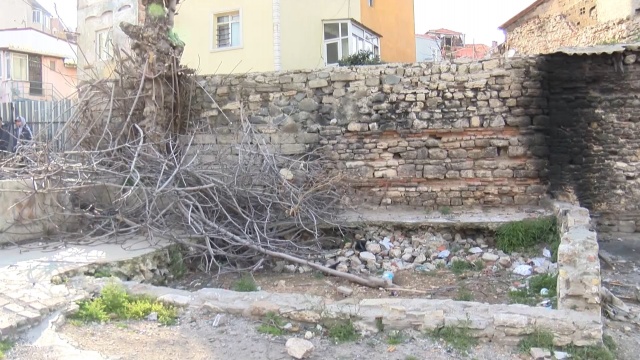 Kasturya Sinagogu'nun harap hali tepki çekiyor.15 Eylül 2022 13