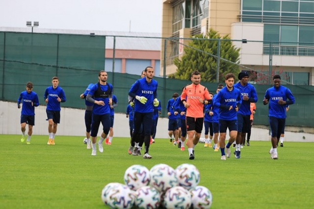 Trabzonspor Galatasaray hazırlıklarına başladı. 19 Nisan 2021 6