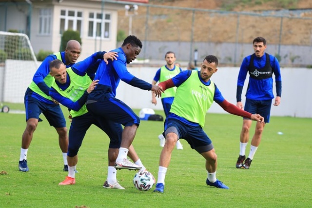 Trabzonspor Galatasaray hazırlıklarına başladı. 19 Nisan 2021 20