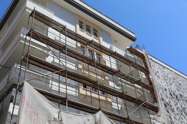 Akçaabat’ta sokaklar sağlıklaştırılıyor 4