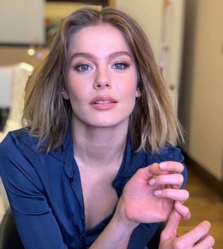 Burcu Biricik'ten takdir toplayan hareket 3