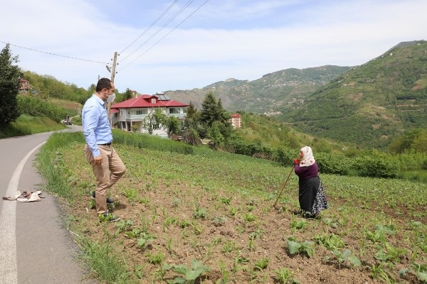 Başkan Ekim’den annelere sürpriz 14