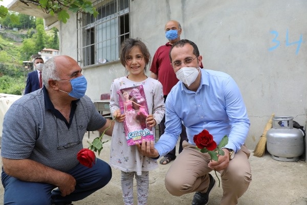 Başkan Ekim’den annelere sürpriz 5