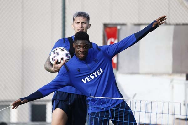 Trabzonspor, Gençlerbirliği maçı hazırlıklarına Mehmet Ali Yılmaz’da başladı 7