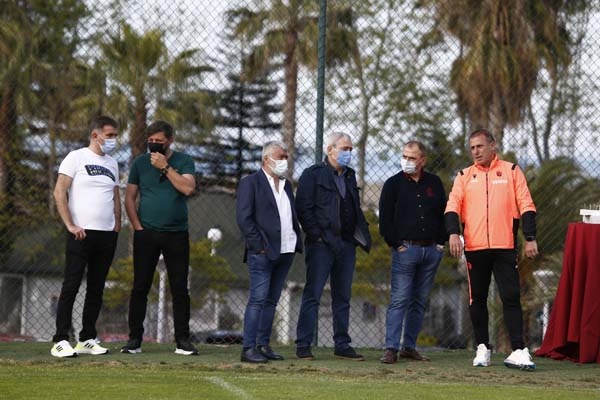 Trabzonspor, Gençlerbirliği maçı hazırlıklarına Mehmet Ali Yılmaz’da başladı 9