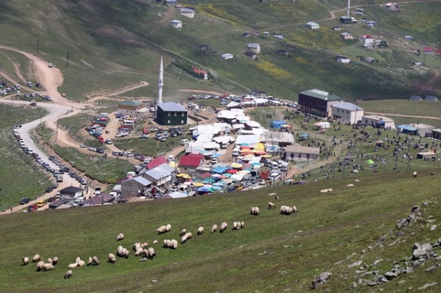 Başkan Koçhan’ın Kadırga Yaylası paylaşımı iki şehri birbirine düşürdü 12