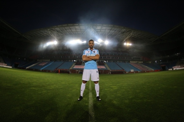 Trabzonspor'da futbolcular formaları giydi 6