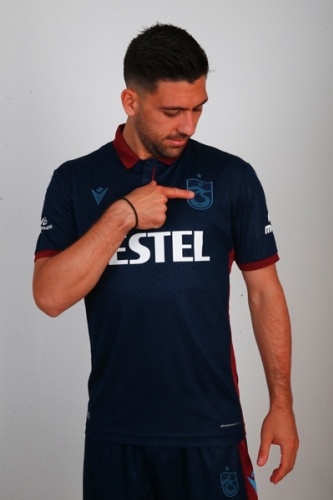 Trabzonspor'da futbolcular formaları giydi 10