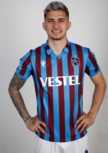 Trabzonspor'da futbolcular formaları giydi 24