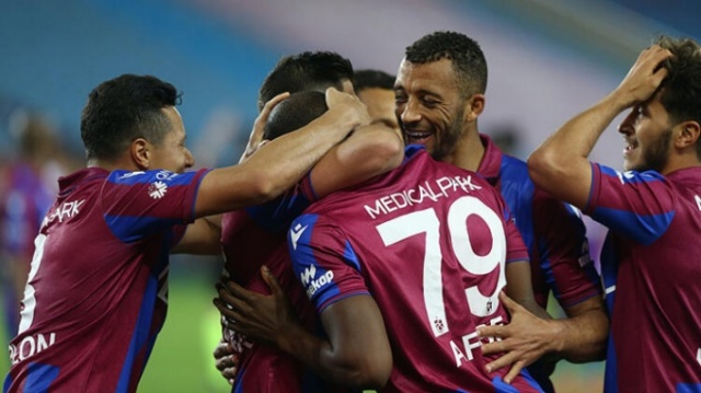 Ağaoğlu açıkladı: 23 milyon euroluk teklif, Sörloth, Edin Visca ve Uğurcan Çakır... 6