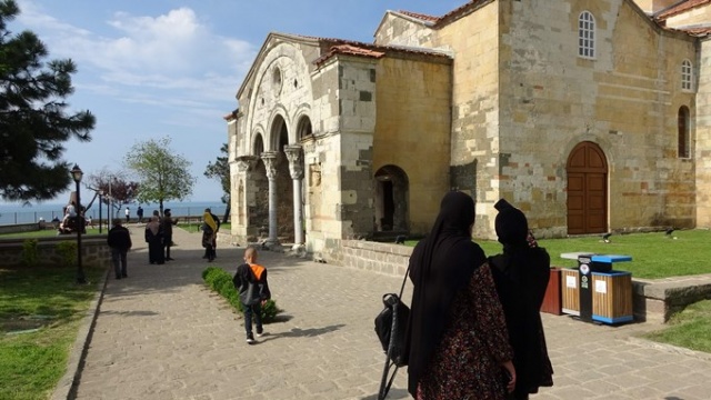 Trabzon'un Ayasofya'sına ziyaretçi akını 4
