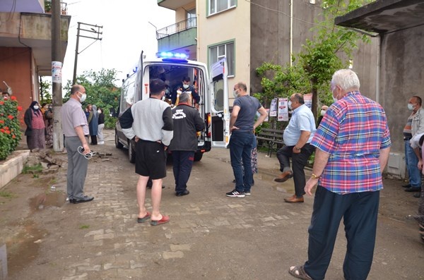 87 yaşındaki adam mahalleyi ayağa kaldırdı 5