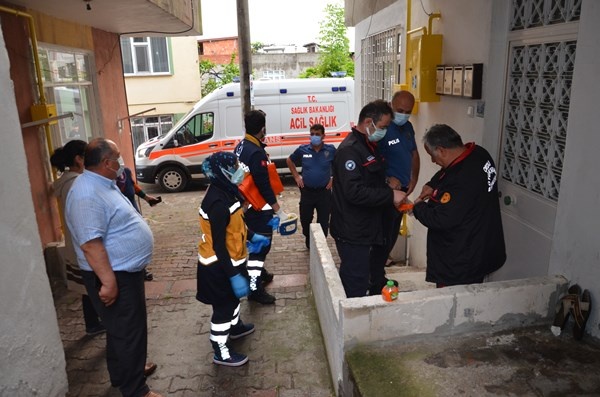 87 yaşındaki adam mahalleyi ayağa kaldırdı 6