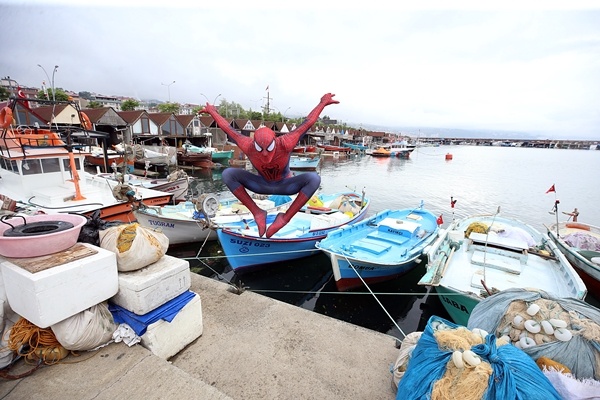 Örümcek Adam memleketi Trabzon'da 27