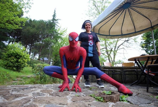 Örümcek Adam memleketi Trabzon'da 24