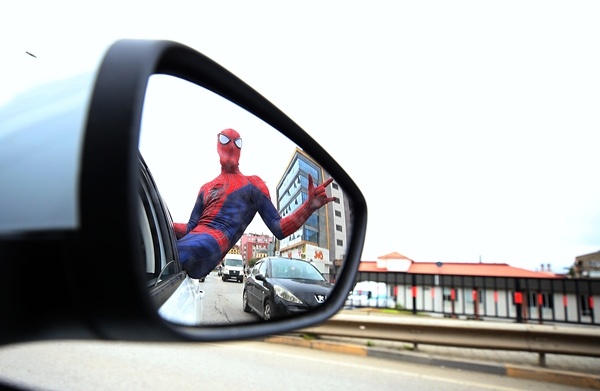 Örümcek Adam memleketi Trabzon'da 3