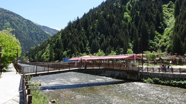 Uzungöl'de yaz sezonu açıldı. 4 Haziran 2021 6