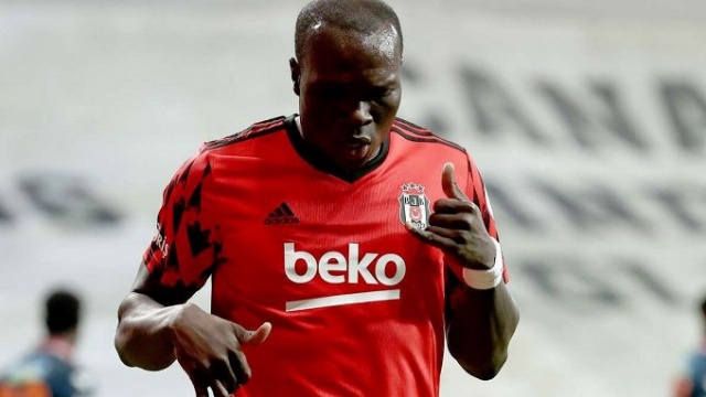 Trabzonspor'a da önerilen Aboubakar imzayı attı 3