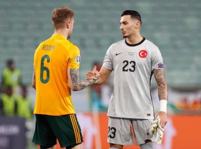 İngiliz gazetesinden Uğurcan Çakır yorumu 6