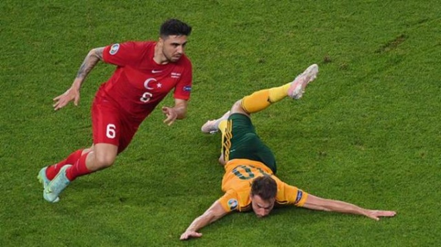 İngiliz gazetesinden Uğurcan Çakır yorumu 12