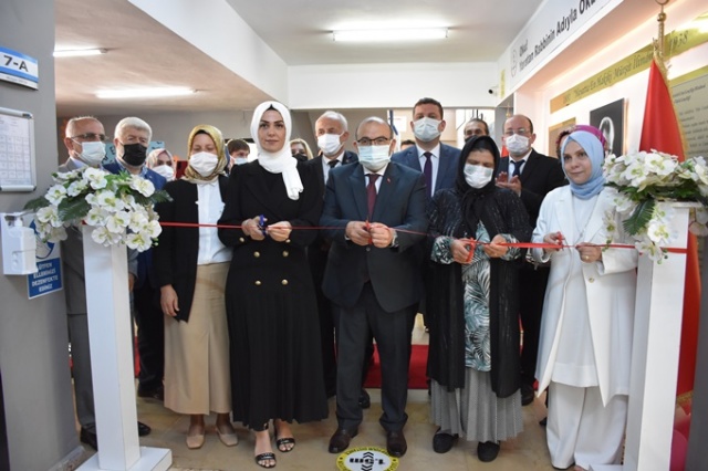 Şehit Eren Bülbül kütüphanesi açıldı 14