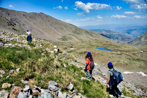 Gümüşhane’deki Artabel Gölleri Tabiat Parkı ziyaretçilerine muhteşem manzaralar sunuyor 7