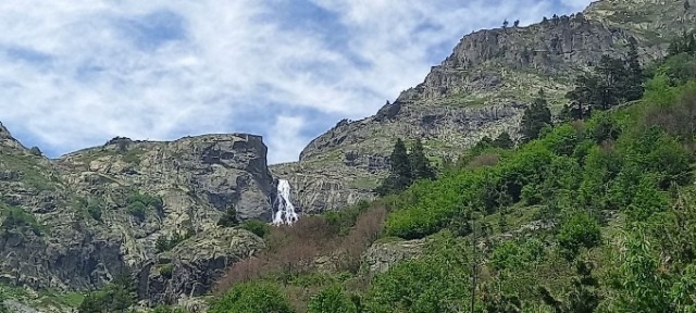 Türkiye’nin en yüksek şelalesi Ciro'ya ilgi yoğun 18