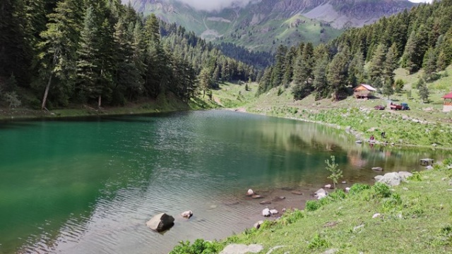 Bu göl ismini görüntüsünden alıyor 7