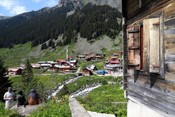 Karadeniz'in yeni gözdesi Elevit Yaylası ziyaretçilerine adeta nefes oluyor 21
