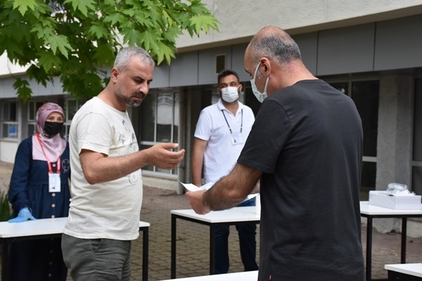 Trabzon'da AYT yapıldı 10