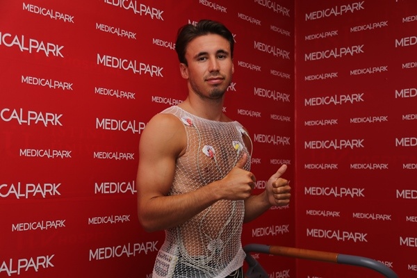 Trabzonspor, yeni sezon hazırlıklarını Mehmet Ali Yılmaz Tesisleri’nde sürdürdü 4