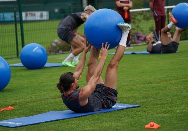 Trabzonspor 2021 2022 sezonu hazırlıkları günün ikinci antrenmanıyla devam etti. 21